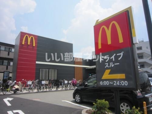 飲食店　マクドナルド堺黒土店（飲食店）まで682m