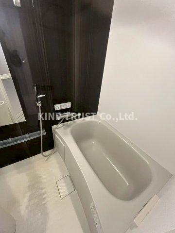 バス・シャワールーム　お風呂で日々の疲れを落としましょう