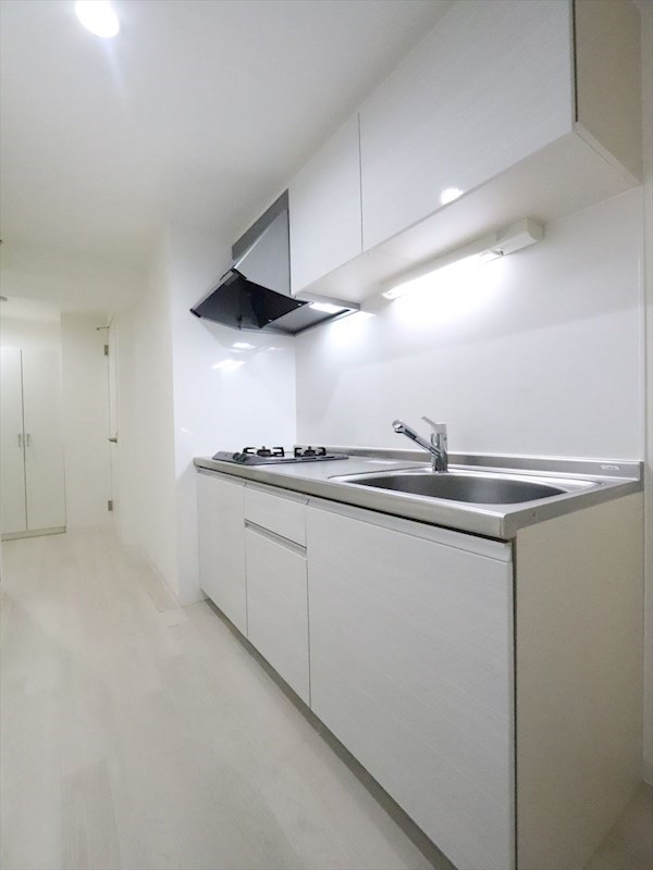 キッチン　システムキッチン（ガス2口コンロ付）