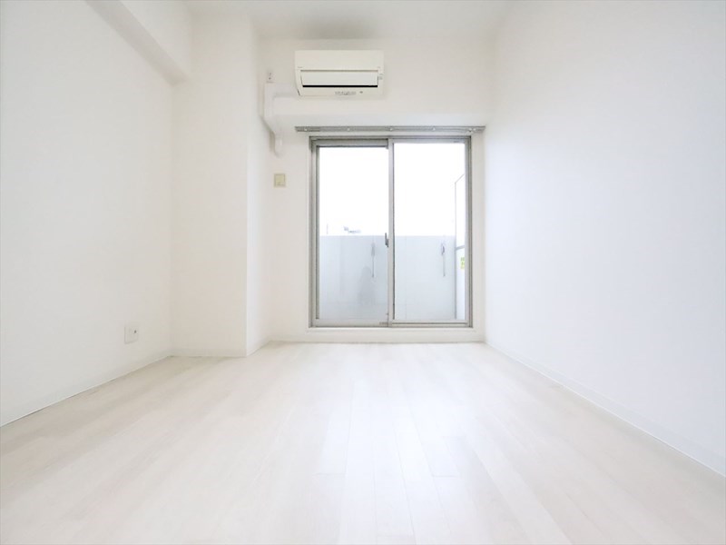 居室・リビング　洋室7.3帖　クローゼット付（収納充実してます）