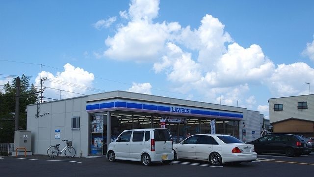 コンビニ　ローソン行田持田一丁目店（コンビニ）まで400m