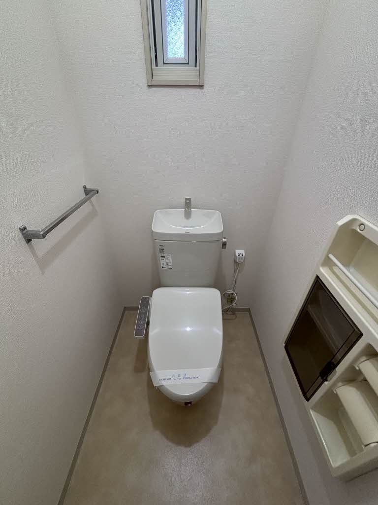 トイレ　トイレ