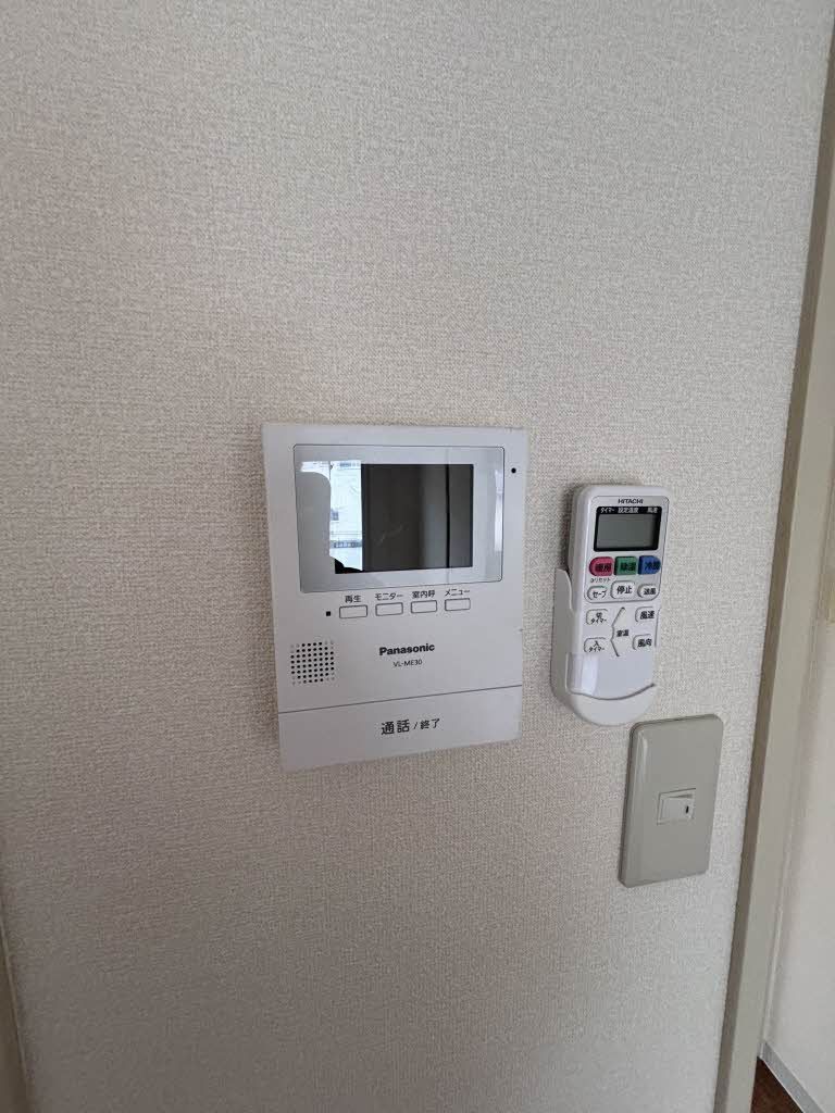 セキュリティ　モニタ付きドアホン