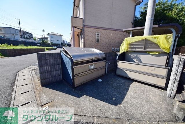 その他共有部分　入居者専用のダストボックス