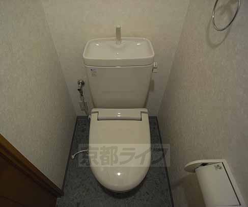 トイレ　清潔感のある洋式トイレ