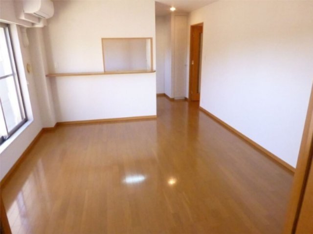 居室・リビング　別部屋参考写真