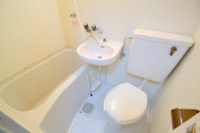 バス・シャワールーム　☆バスルームです☆