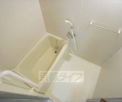 バス・シャワールーム　追い炊き機能付です。