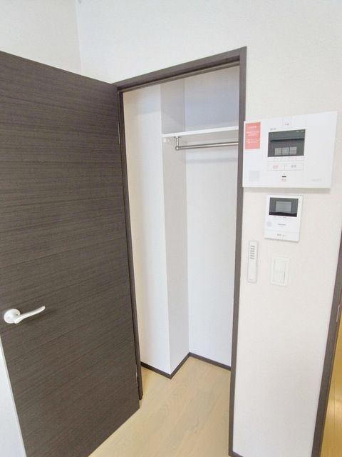 収納　♪服の収納のしやすいパイプ付き収納♪