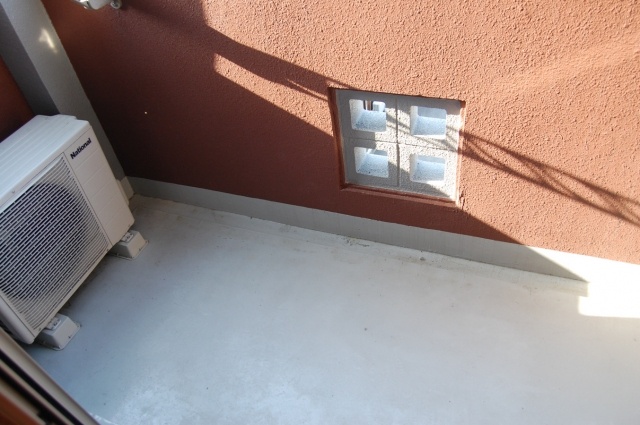 バルコニー　※同建物同型別のお部屋