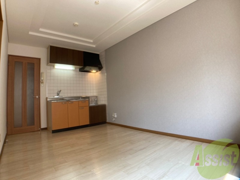 居室・リビング　広くてキレイなお部屋が広がっていて、充実した生活が送れそう。