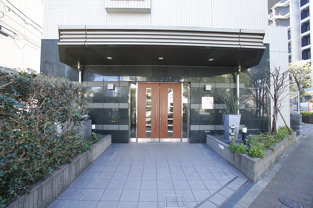 エントランス　エントランス