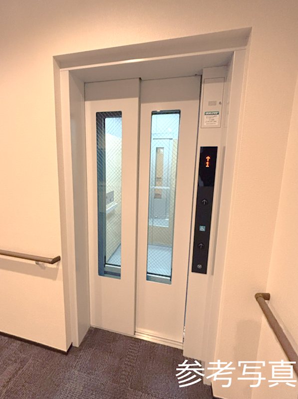 その他共有部分　ストレッチャーも入れるエレベーター付き
