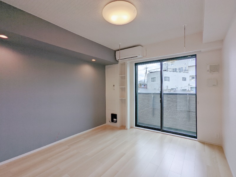 居室・リビング　図面と現状に相違がある場合には現状を優先