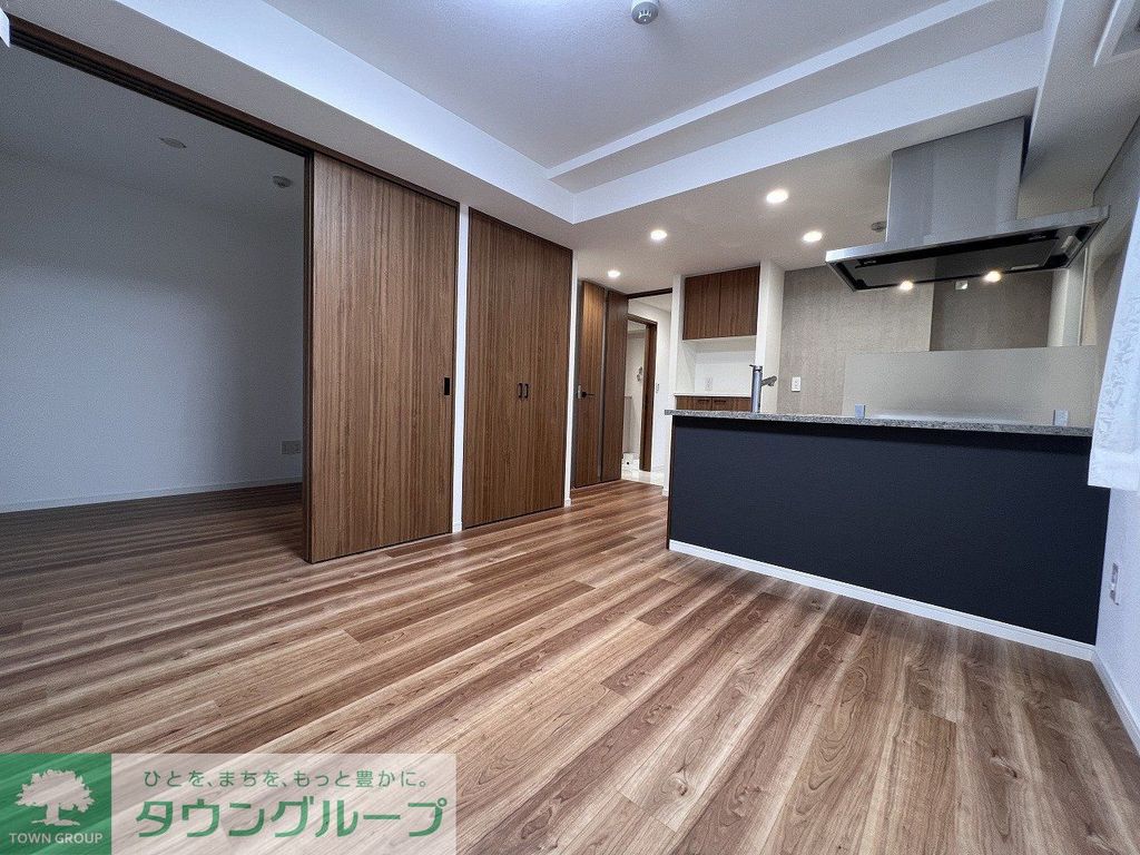 居室・リビング　※照明器具・レースカーテンは賃貸の対象ではありません