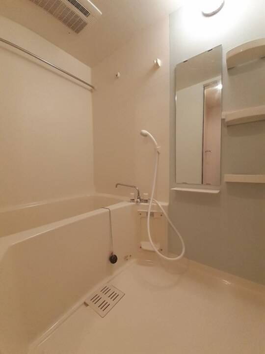 バス・シャワールーム　浴室