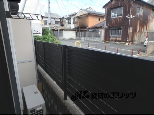 バルコニー　物干し