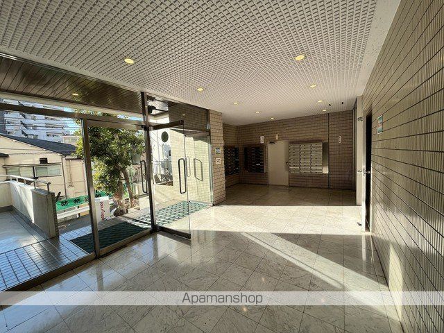 ロビー　ロビー