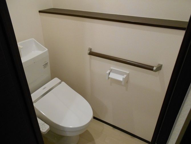 トイレ　トイレ