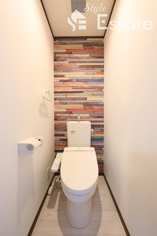 トイレ　バスルーム