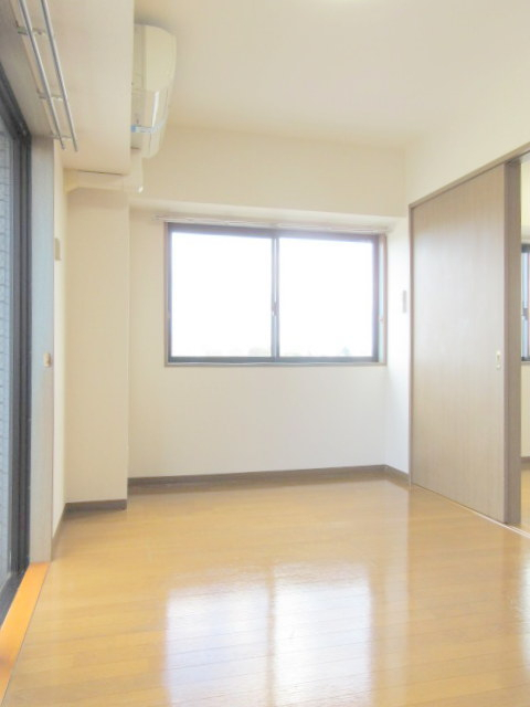その他部屋・スペース　★キレイなフローリングのお部屋です★