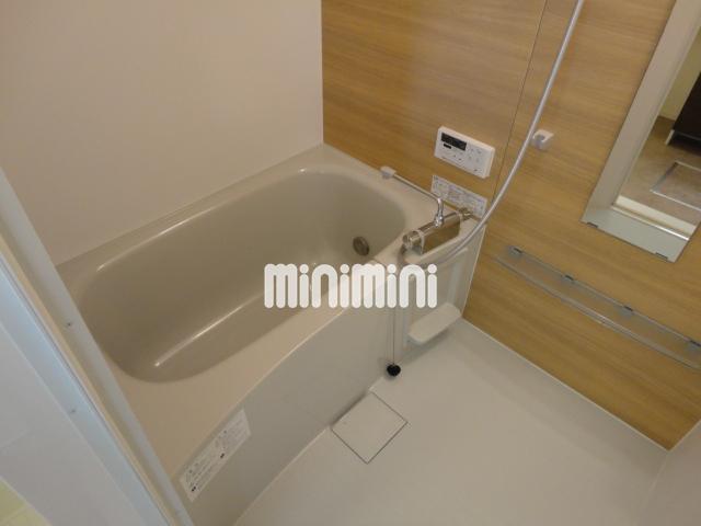 バス・シャワールーム　綺麗な浴室