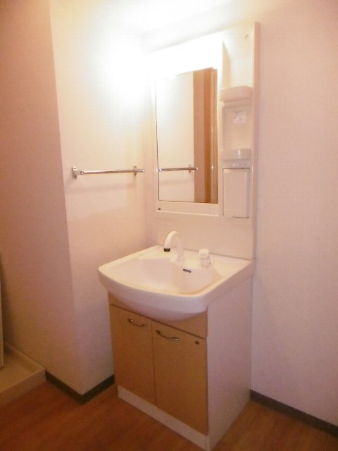 洗面設備　同仕様