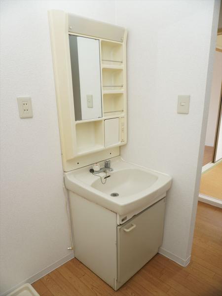 洗面設備　洗面所