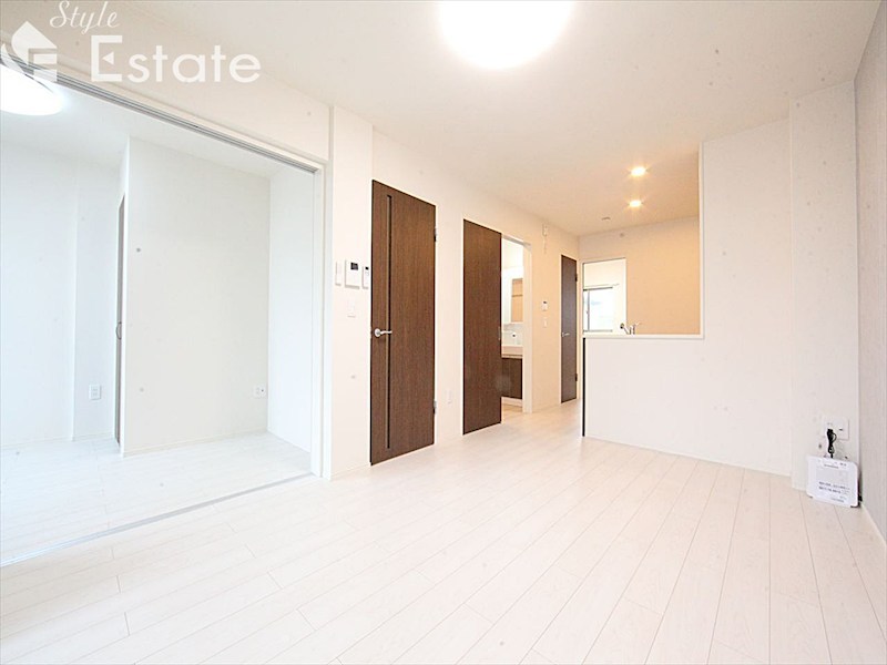 居室・リビング　同仕様写真