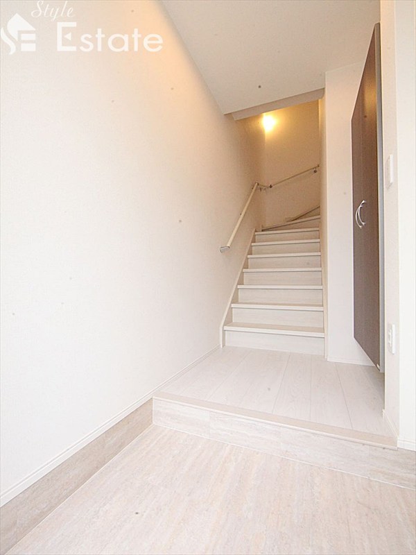 玄関　同仕様写真