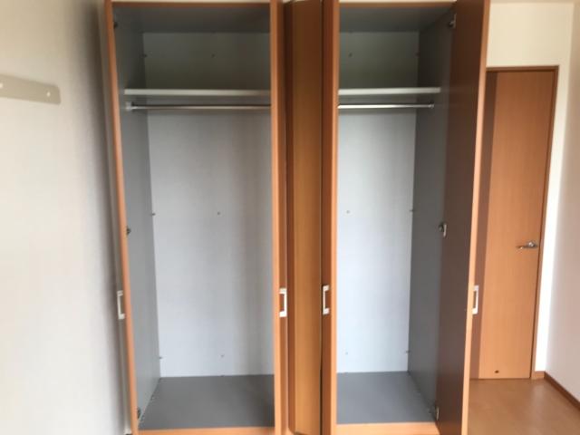 収納　クローゼット