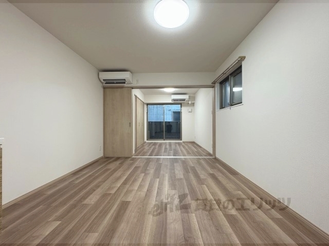 居室・リビング　居室