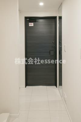 玄関　弊社ではオンライン対応・現地対応可能です♪