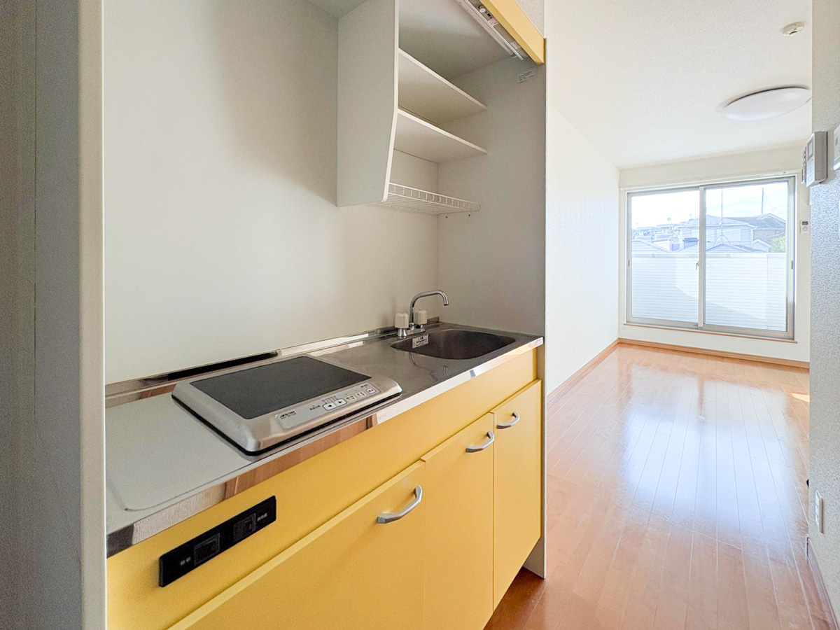 キッチン　同タイプ・別部屋写真