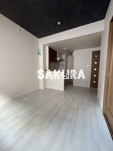 居室・リビング　使いやすい形の為、レイアウトを楽しめます♪