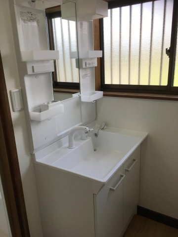 洗面設備　洗面化粧台 幅750mm