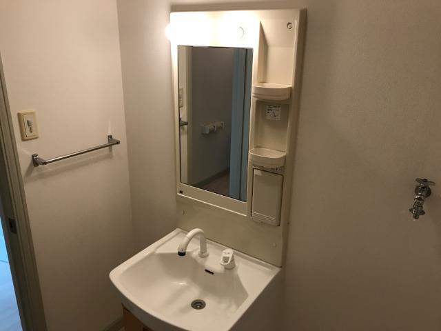 洗面設備　洗髪洗面化粧台