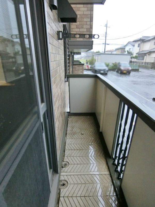 バルコニー　図面と現状に相違がある場合には現状を優先