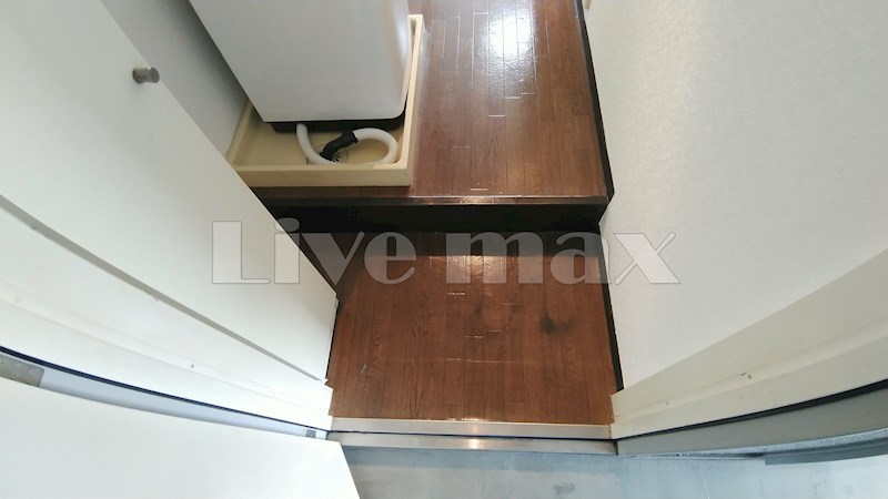 玄関　家具・家電付き