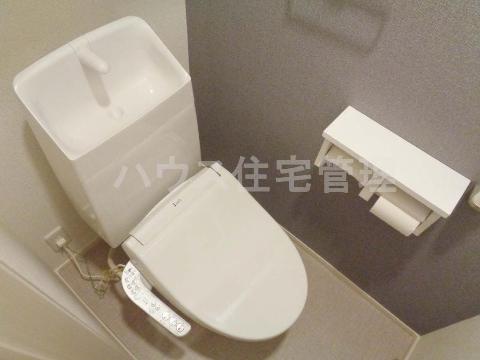 トイレ　シャワー付トイレ