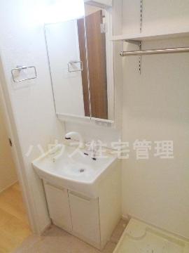 洗面設備　洗髪洗面化粧台