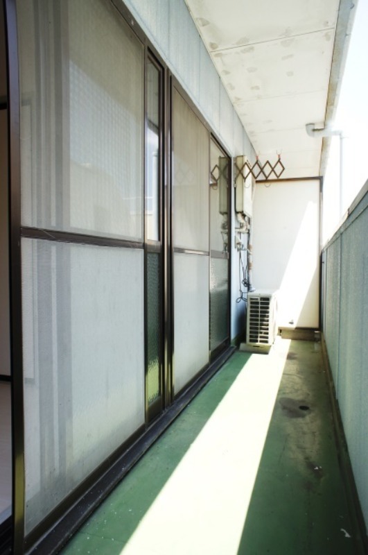 バルコニー　図面と現状に相違がある場合には現状を優先