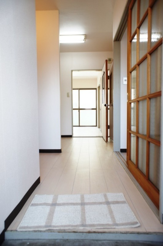 玄関　図面と現状に相違がある場合には現状を優先