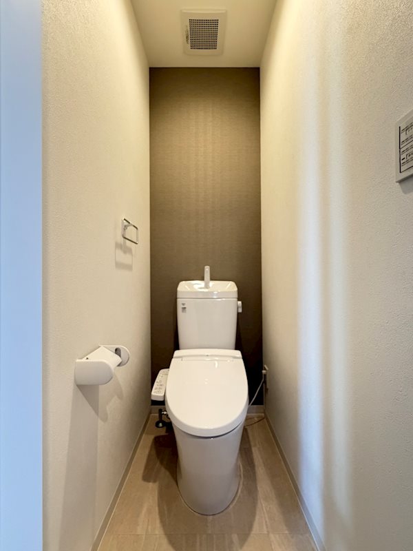 トイレ　※イメージ。同シリーズの別棟の写真です。