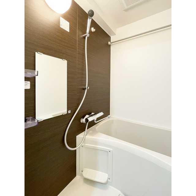 バス・シャワールーム　お風呂で日々の疲れを落としましょう