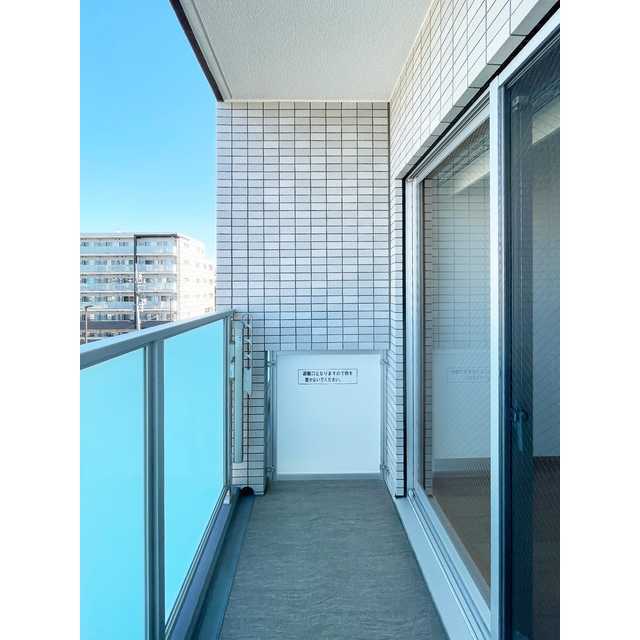 バルコニー　外からの目が気にならないバルコニーで洗濯物が干せます