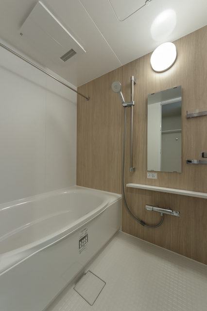 バス・シャワールーム　※写真は同タイプ住戸です。