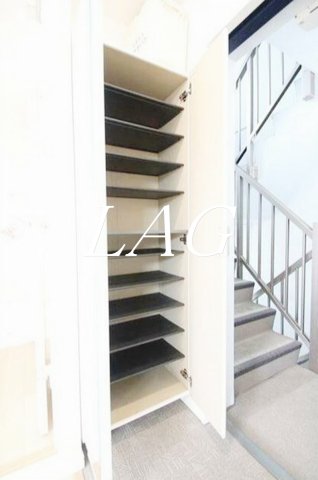 収納　シューズボックスです。