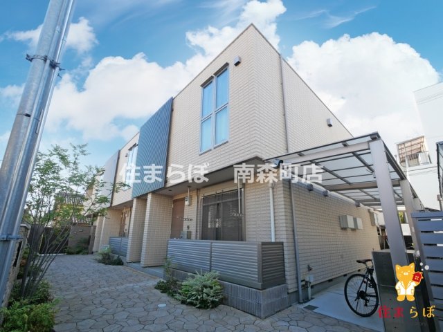 建物外観　「見ないで終わるには、惜しすぎる。」