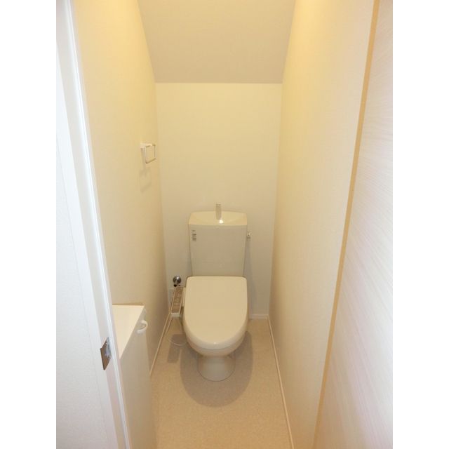 トイレ　ゆったりとした空間のトイレです